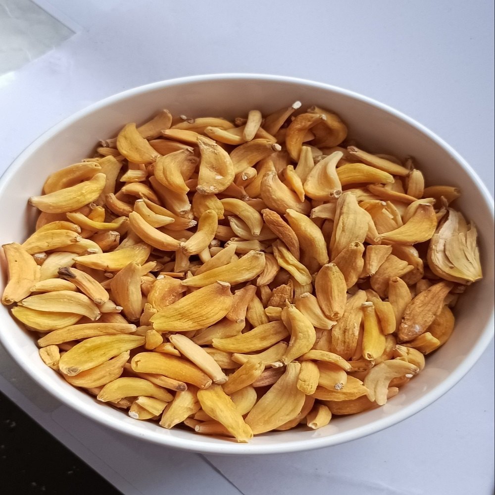 Dehydrated Garlic unsorted Flakes